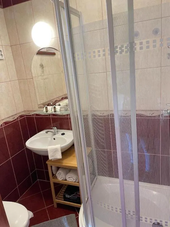 Rozsakert Apartmanhaz Hajdúszoboszló Πανσιόν